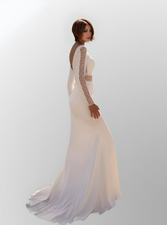 Backless modest silhouette of LYDIA Wedding Dress