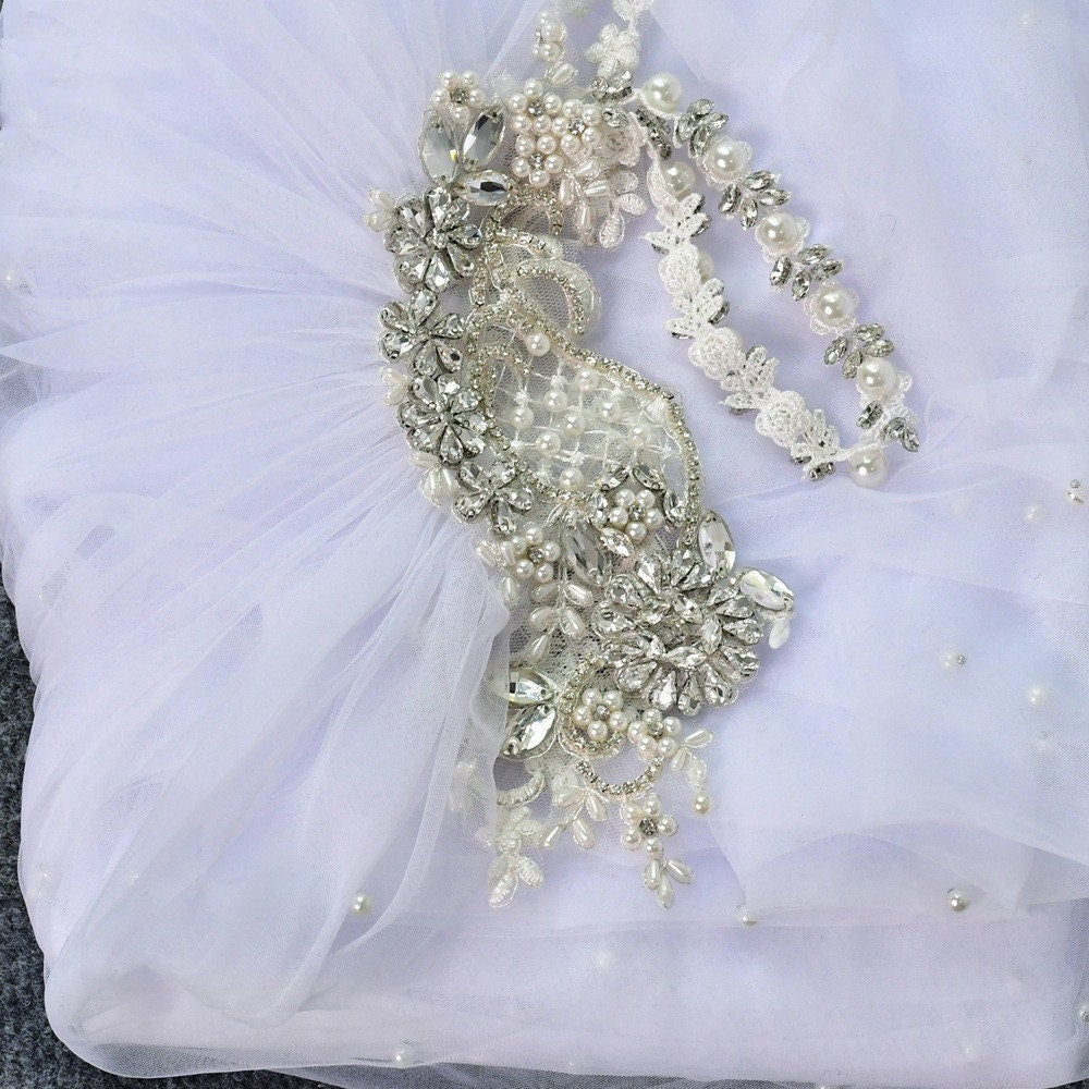 Bridal Cloak Cape Veil with Pearls - White / 300cm - Wedding
